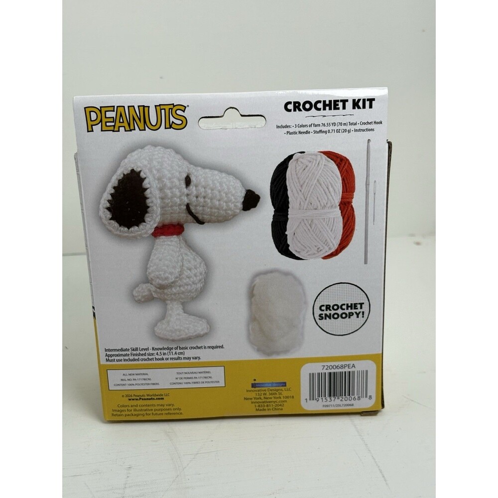 Peanuts Crochet Kit Snoopy - Picture 2 of 5